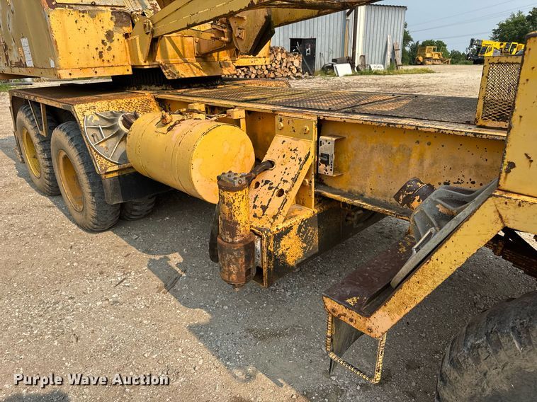 image for item DV4129 1988 Little Giant 48 crane