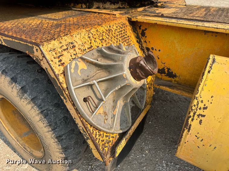 image for item DV4129 1988 Little Giant 48 crane