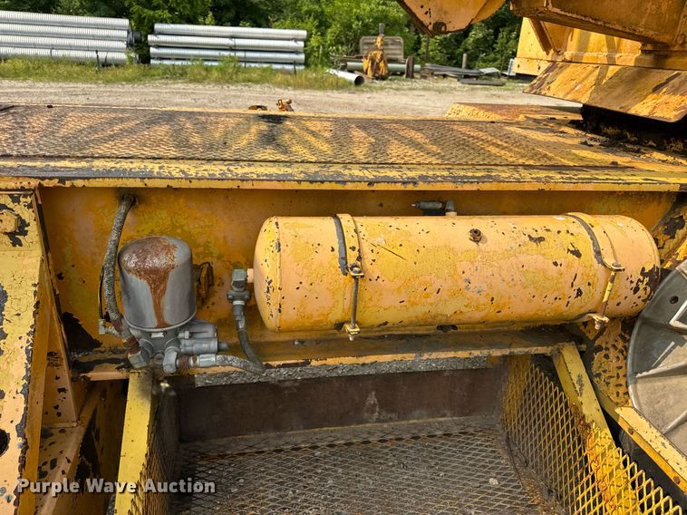 image for item DV4129 1988 Little Giant 48 crane