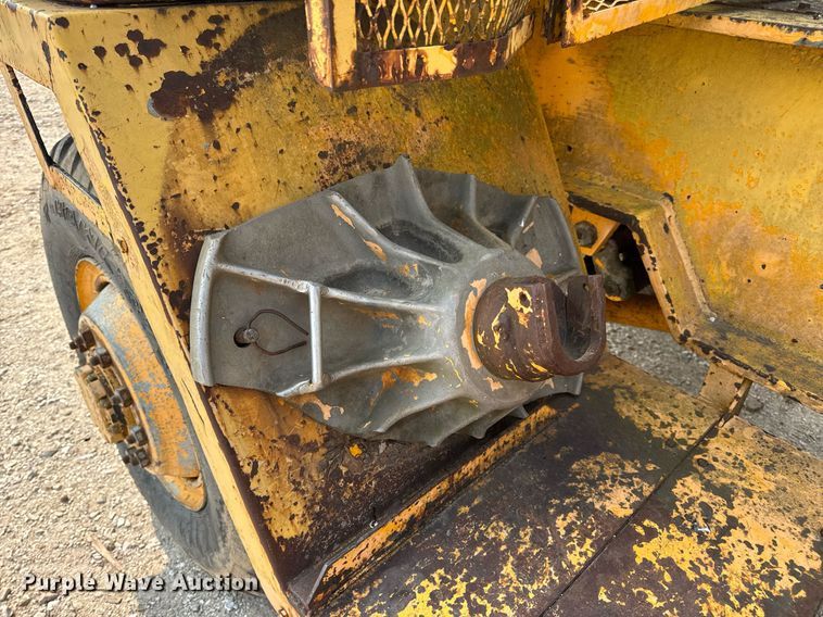 image for item DV4129 1988 Little Giant 48 crane