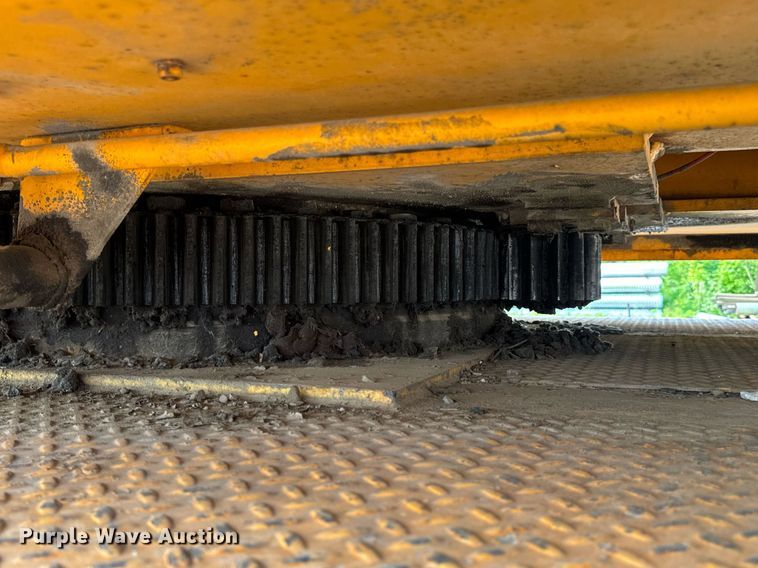 image for item DV4129 1988 Little Giant 48 crane