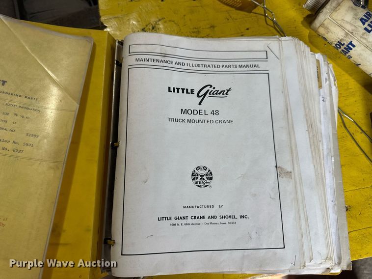 image for item DV4129 1988 Little Giant 48 crane