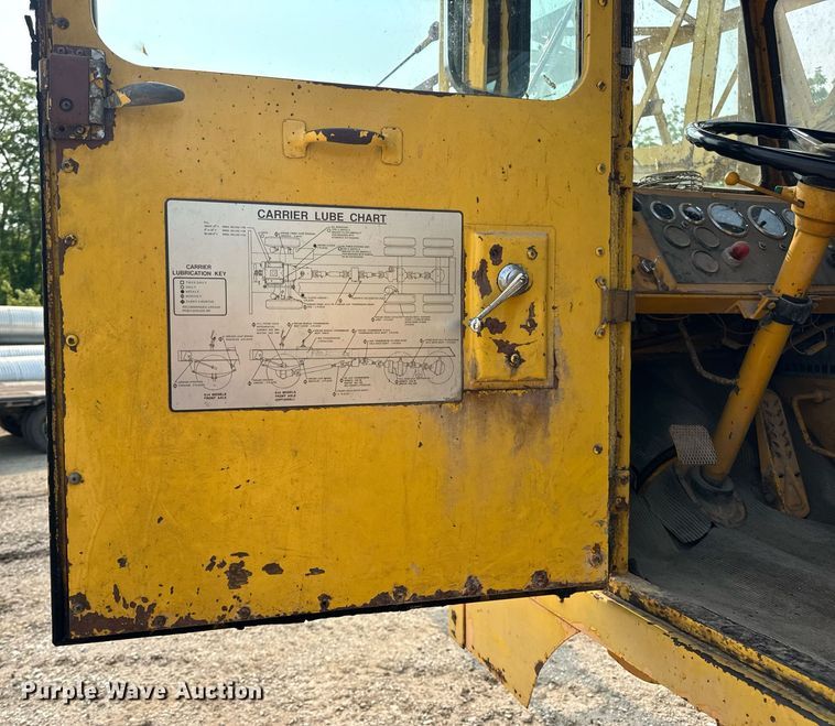 image for item DV4129 1988 Little Giant 48 crane