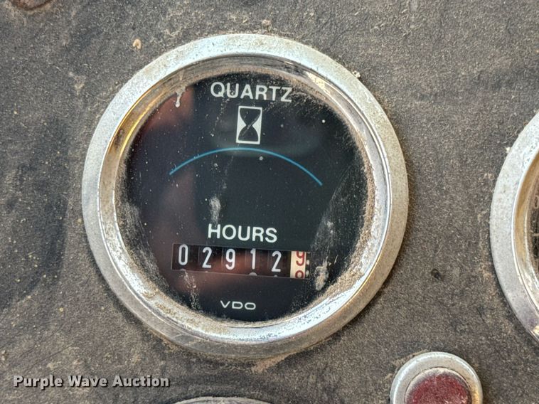 image for item DV4129 1988 Little Giant 48 crane