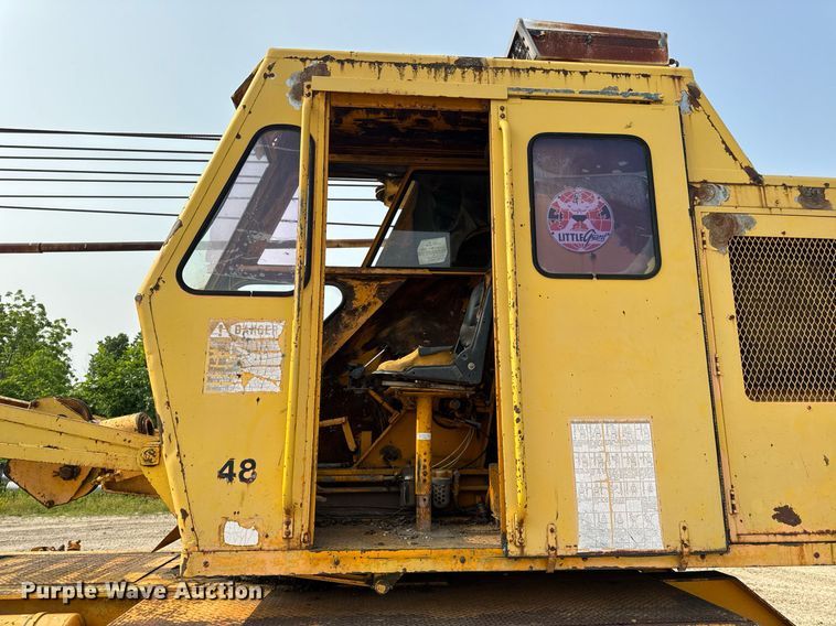 image for item DV4129 1988 Little Giant 48 crane