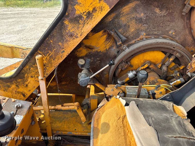 image for item DV4129 1988 Little Giant 48 crane