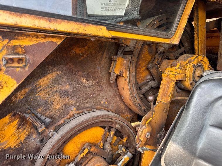 image for item DV4129 1988 Little Giant 48 crane