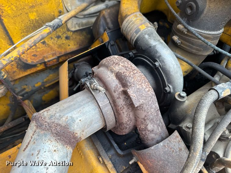 image for item DV4129 1988 Little Giant 48 crane