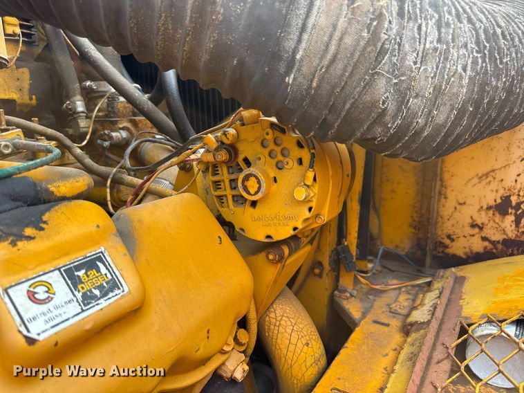 image for item DV4129 1988 Little Giant 48 crane