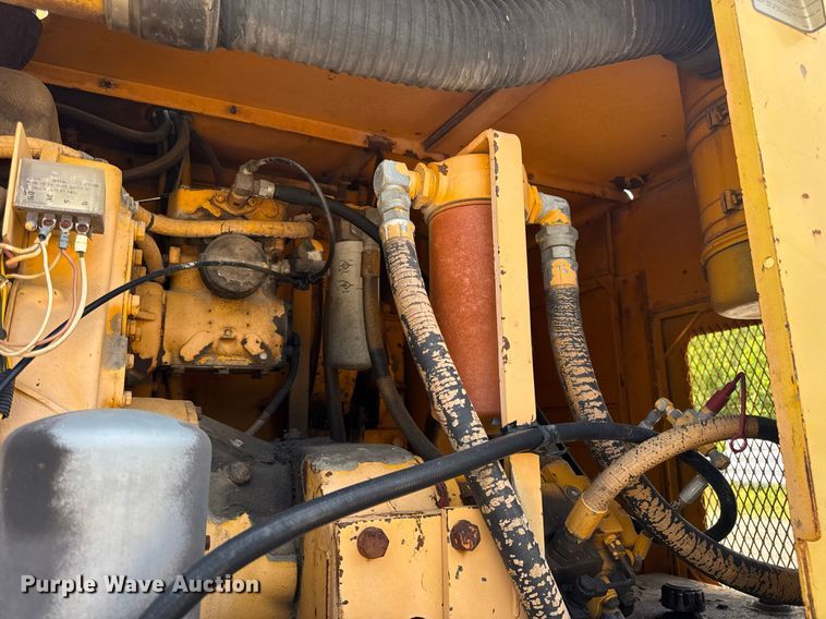 image for item DV4129 1988 Little Giant 48 crane