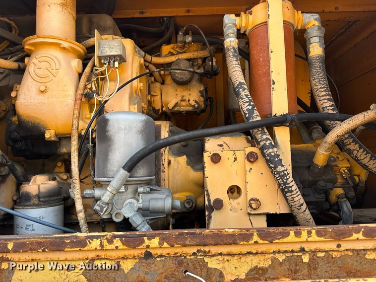 image for item DV4129 1988 Little Giant 48 crane