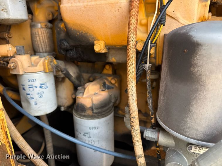 image for item DV4129 1988 Little Giant 48 crane