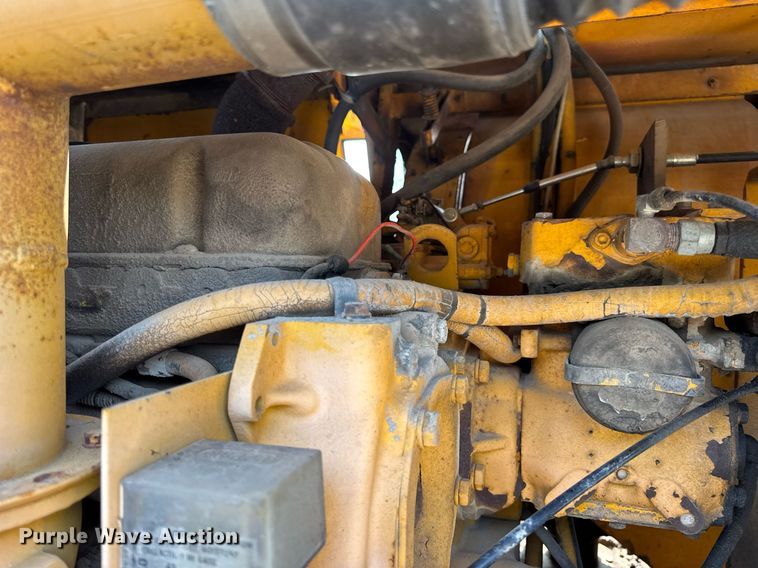 image for item DV4129 1988 Little Giant 48 crane