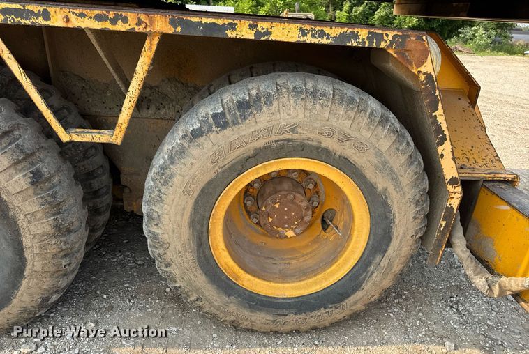 image for item DV4129 1988 Little Giant 48 crane