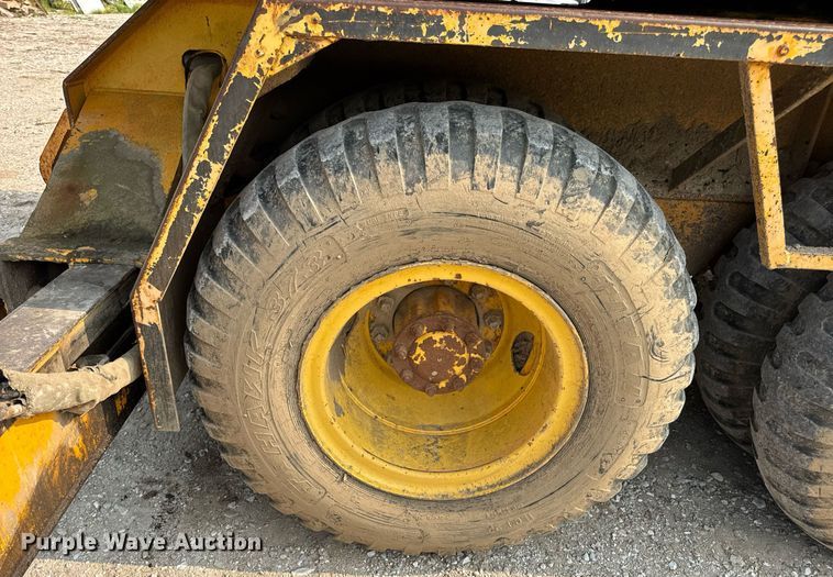 image for item DV4129 1988 Little Giant 48 crane