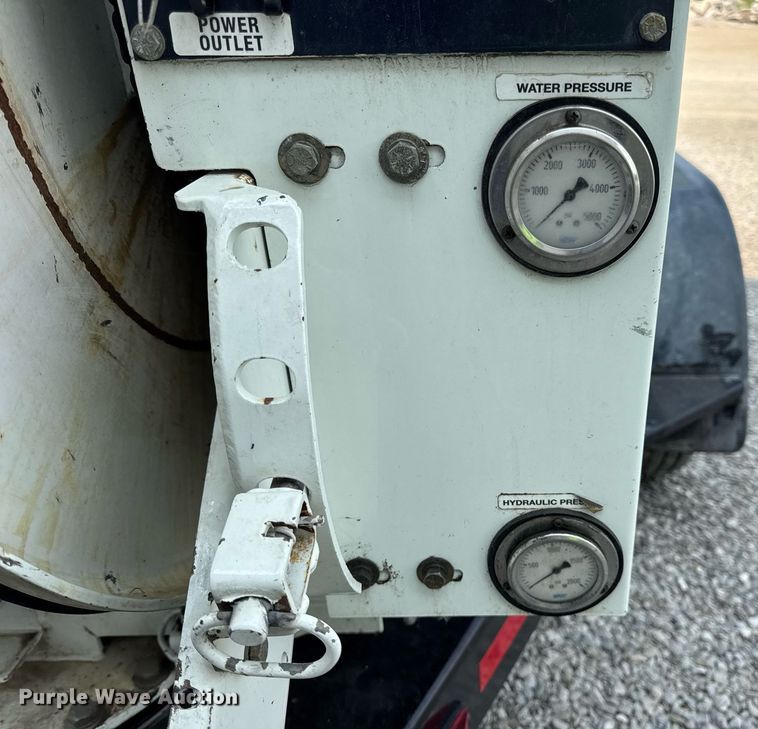 image for item DV4130 2016 O'Brien 7040-SC sewer jetter trailer