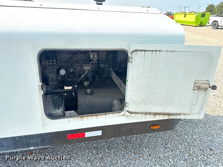 image for item DV4130 2016 O'Brien 7040-SC sewer jetter trailer