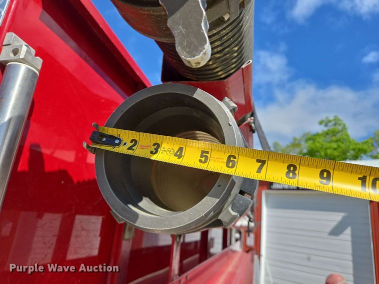 image for item DW7005 1986 Ford C8000 pumper fire truck