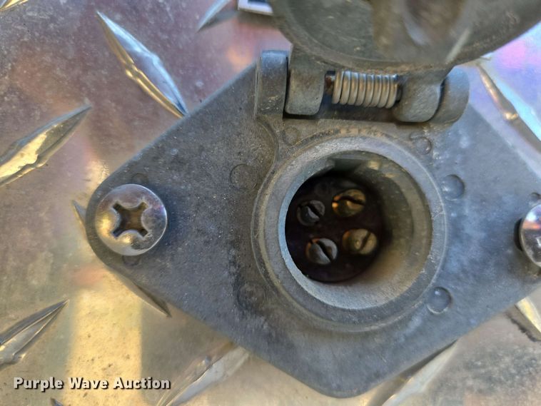 image for item DW7005 1986 Ford C8000 pumper fire truck