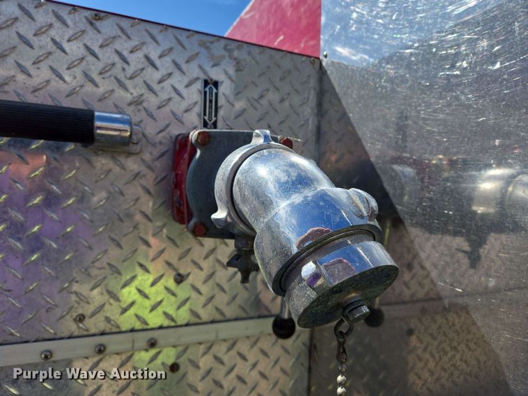 image for item DW7005 1986 Ford C8000 pumper fire truck