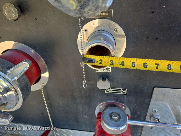 image for item DW7005 1986 Ford C8000 pumper fire truck