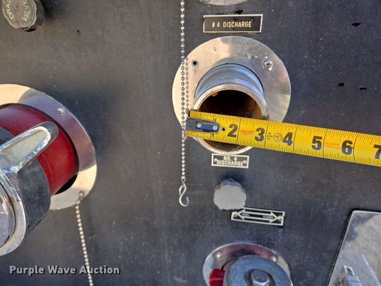 image for item DW7005 1986 Ford C8000 pumper fire truck