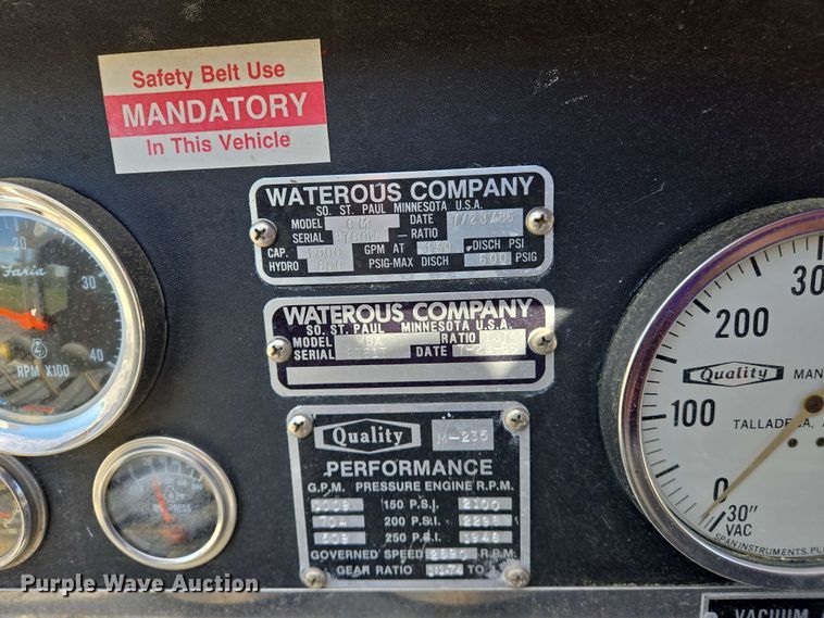 image for item DW7005 1986 Ford C8000 pumper fire truck