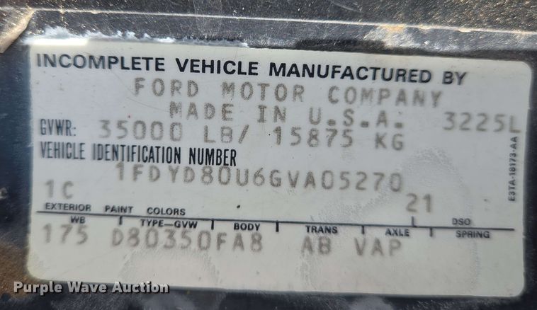 image for item DW7005 1986 Ford C8000 pumper fire truck