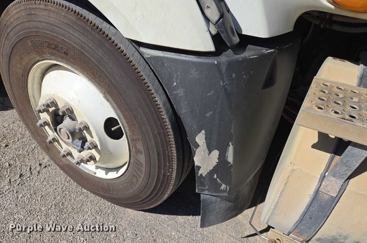 image for item DW7030 2010 International ProStar Premium semi truck