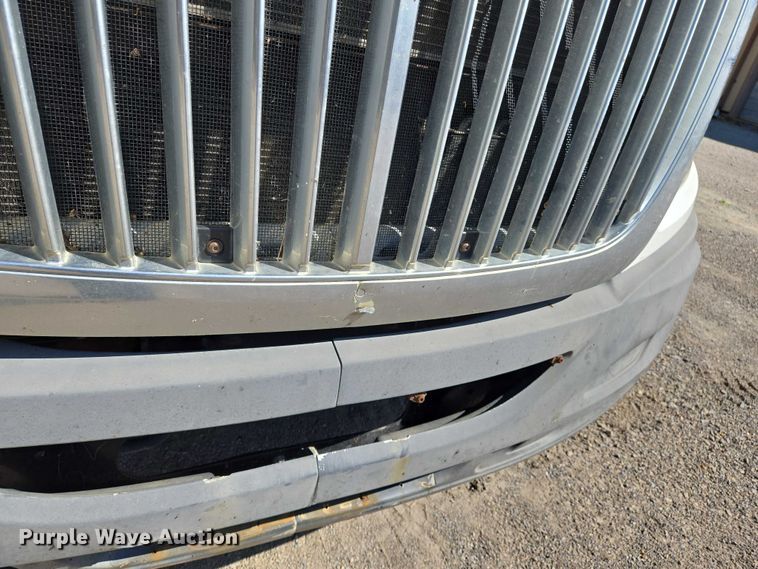 image for item DW7030 2010 International ProStar Premium semi truck