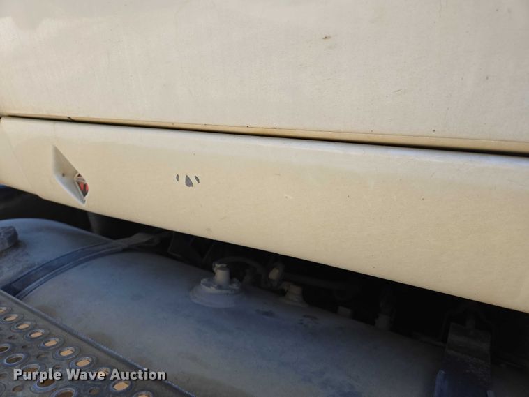 image for item DW7030 2010 International ProStar Premium semi truck