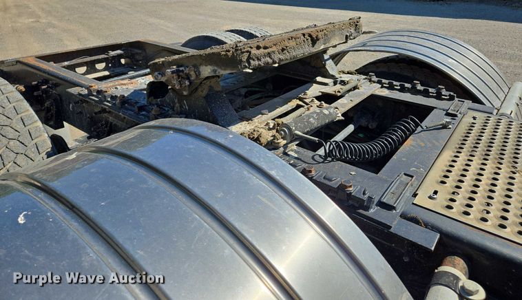 image for item DW7030 2010 International ProStar Premium semi truck