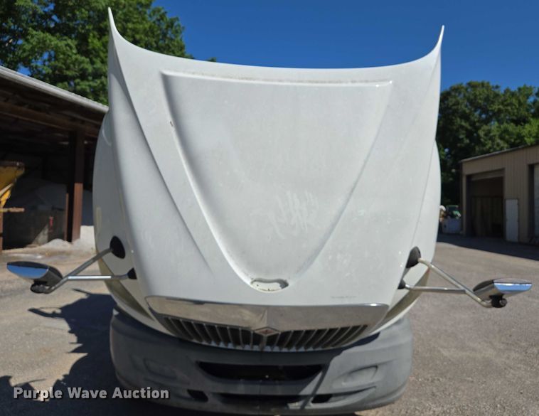 image for item DW7030 2010 International ProStar Premium semi truck