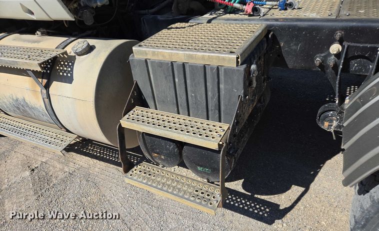 image for item DW7030 2010 International ProStar Premium semi truck