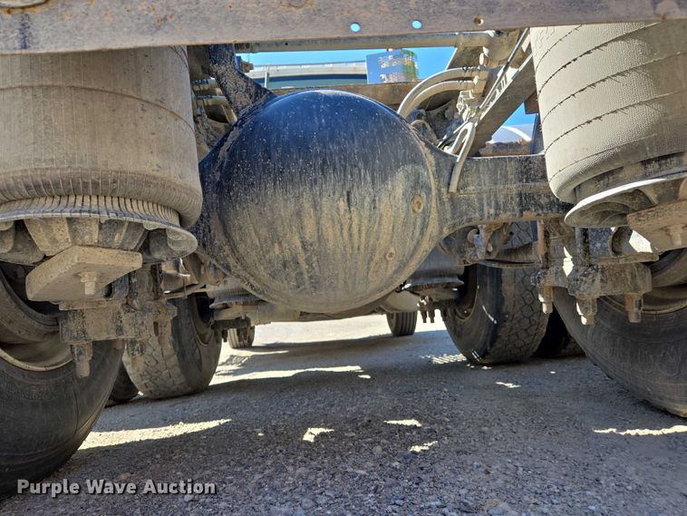 image for item DW7030 2010 International ProStar Premium semi truck