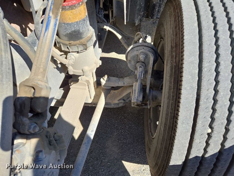 image for item DW7030 2010 International ProStar Premium semi truck