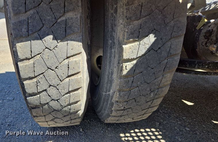 image for item DW7030 2010 International ProStar Premium semi truck