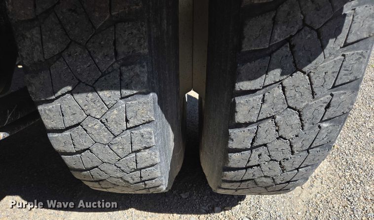 image for item DW7030 2010 International ProStar Premium semi truck