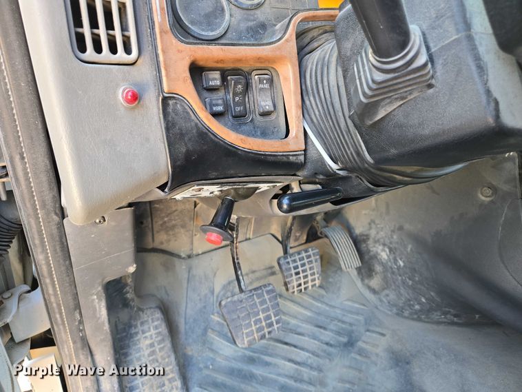 image for item DW7031 2010 International ProStar Premium semi truck