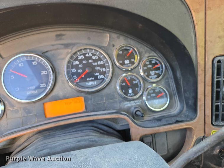 image for item DW7031 2010 International ProStar Premium semi truck