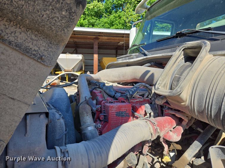 image for item DW7031 2010 International ProStar Premium semi truck