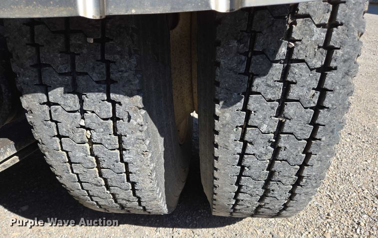 image for item DW7031 2010 International ProStar Premium semi truck