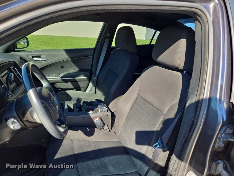 image for item DW7032 2016 Dodge Charger Police 