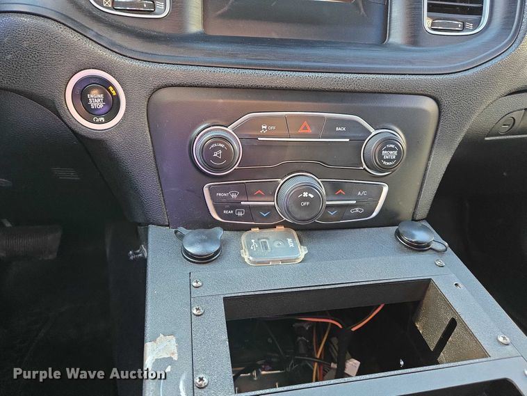 image for item DW7032 2016 Dodge Charger Police 