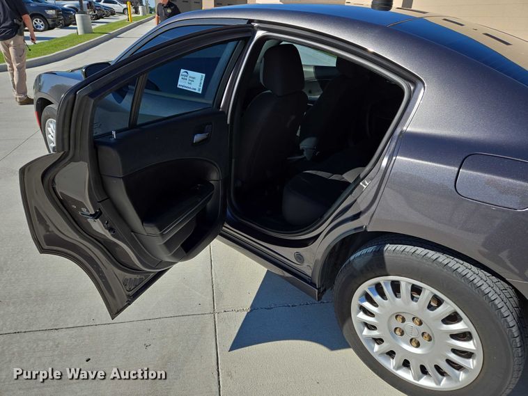 image for item DW7032 2016 Dodge Charger Police 