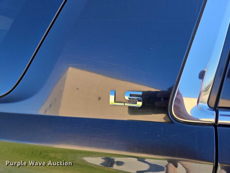 image for item DW7033 2015 Chevrolet Tahoe SUV