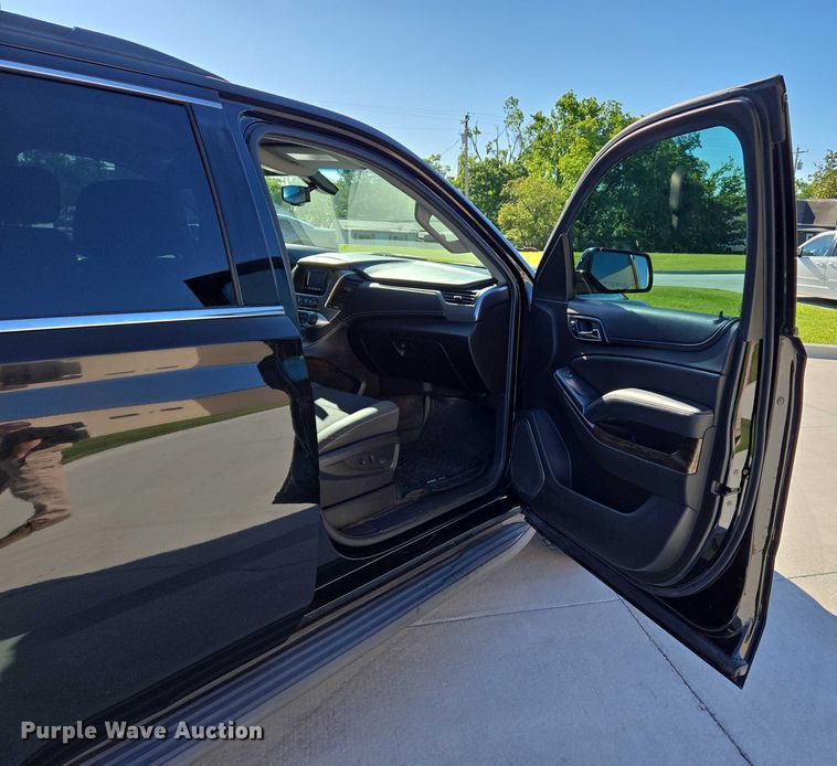 image for item DW7033 2015 Chevrolet Tahoe SUV