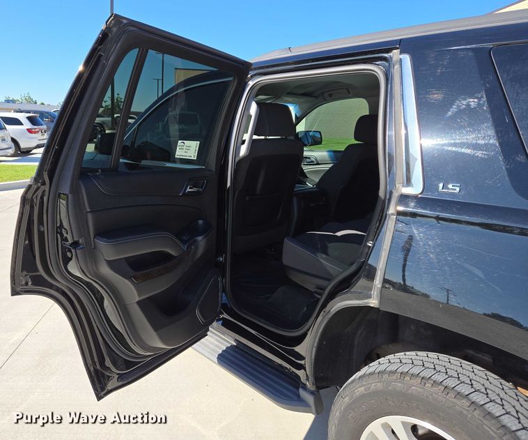 image for item DW7033 2015 Chevrolet Tahoe SUV