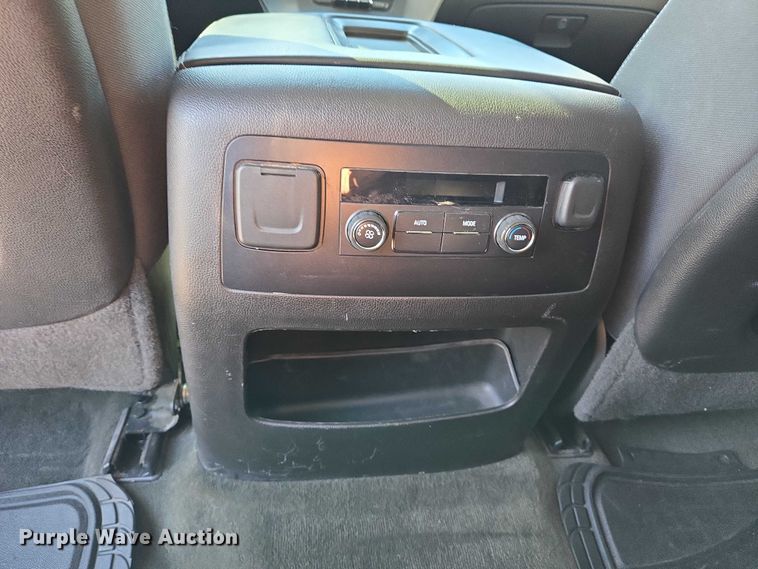 image for item DW7033 2015 Chevrolet Tahoe SUV