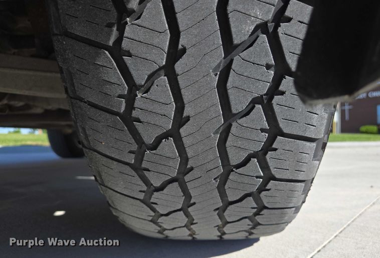 image for item DW7033 2015 Chevrolet Tahoe SUV